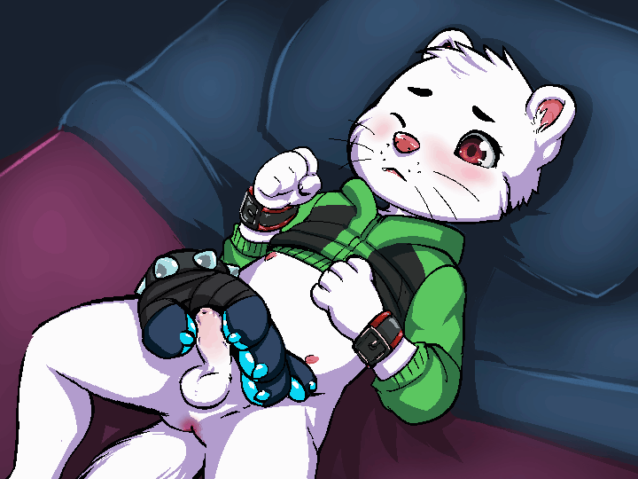 4770674_BastionShadowpaw_pawwing_theo.gif