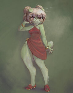 Minette goes fancy too!
