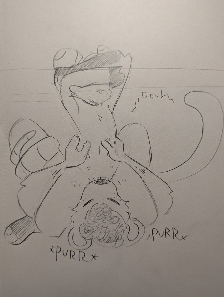 Like a living Hitachi vibrator Comm fer @kobiyashi7 https://t.co/wyuVPSyiEG