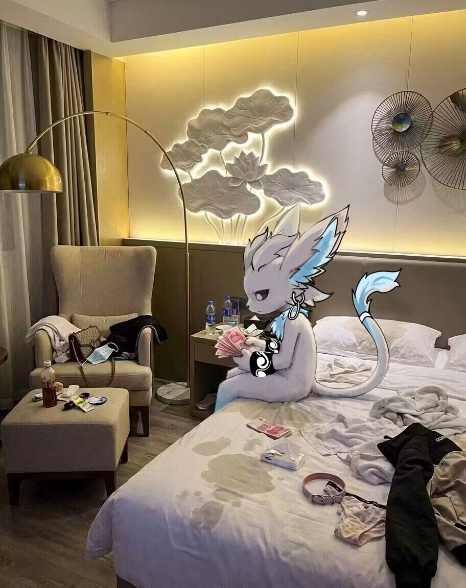 @HoloceSaphira 蓝儿老师的生活所迫.jpg😋 （注！原图为ai生成，人工修改） https://t.co/EDtyMYhkww