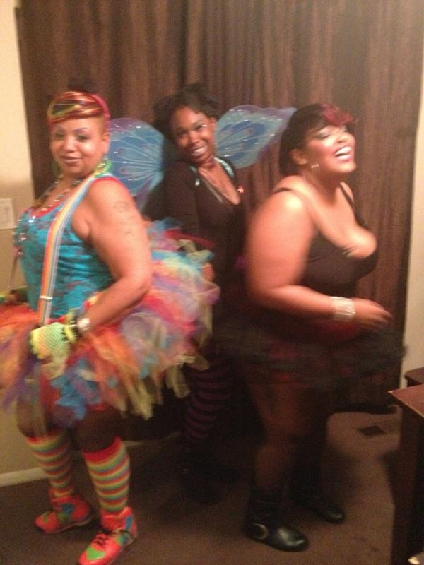 Holloween party last night http://t.co/Eu4T0oAB