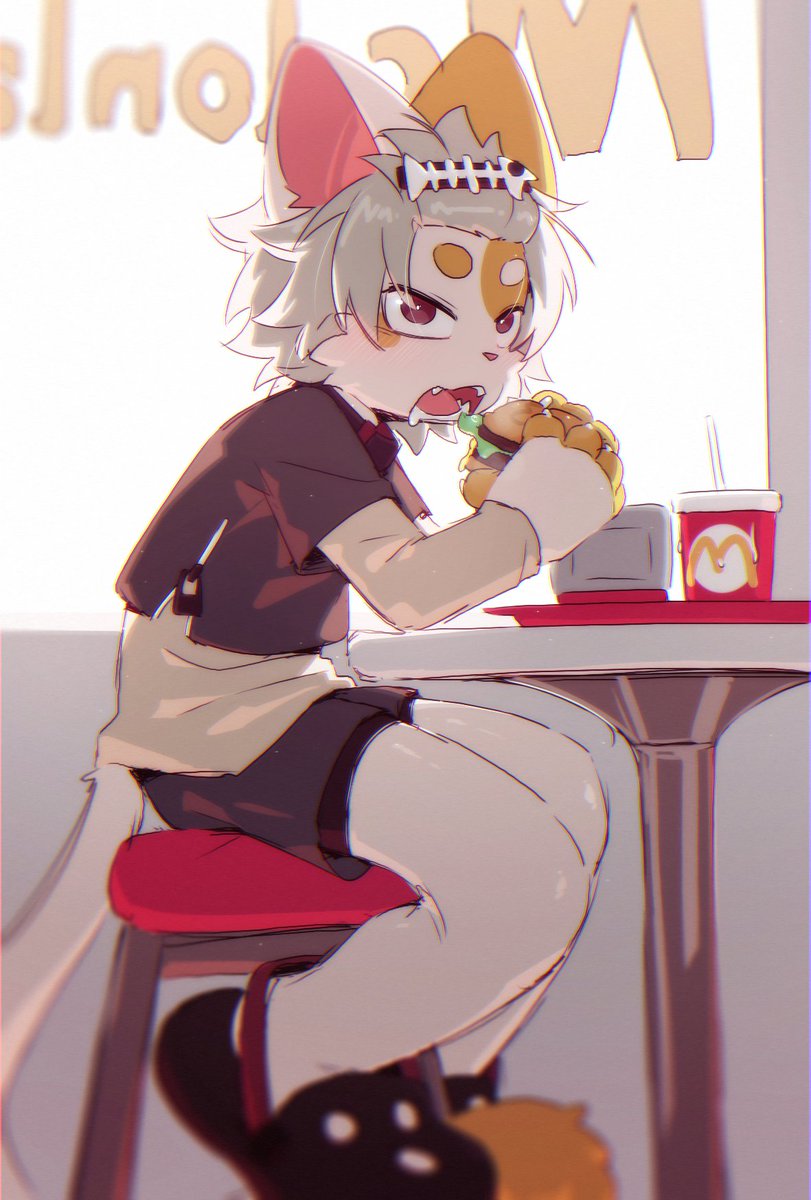 爱你 包包☺️ https://t.co/Rt7wfJfBhT
